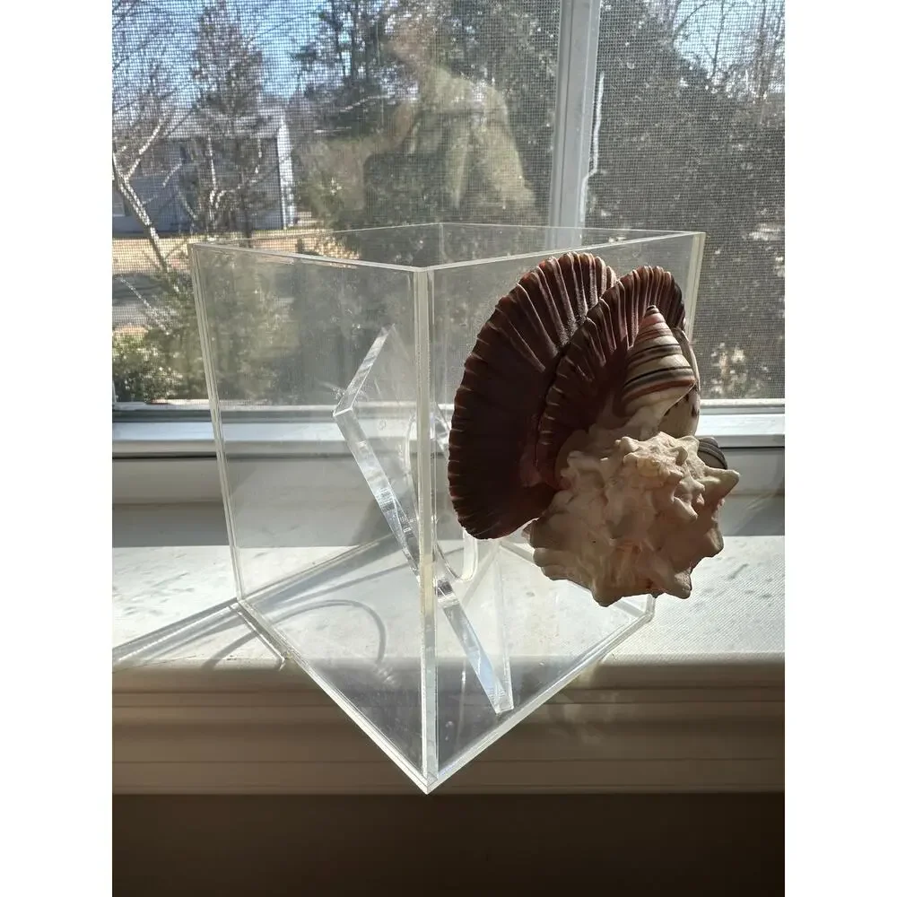 vinage clear acrylic